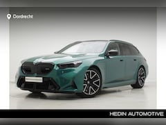 BMW 5-serie Touring - M5 | CoPilot | Trekhaak | Ventilatie | M Drive Professional | Bowers & Wilkins Surround So