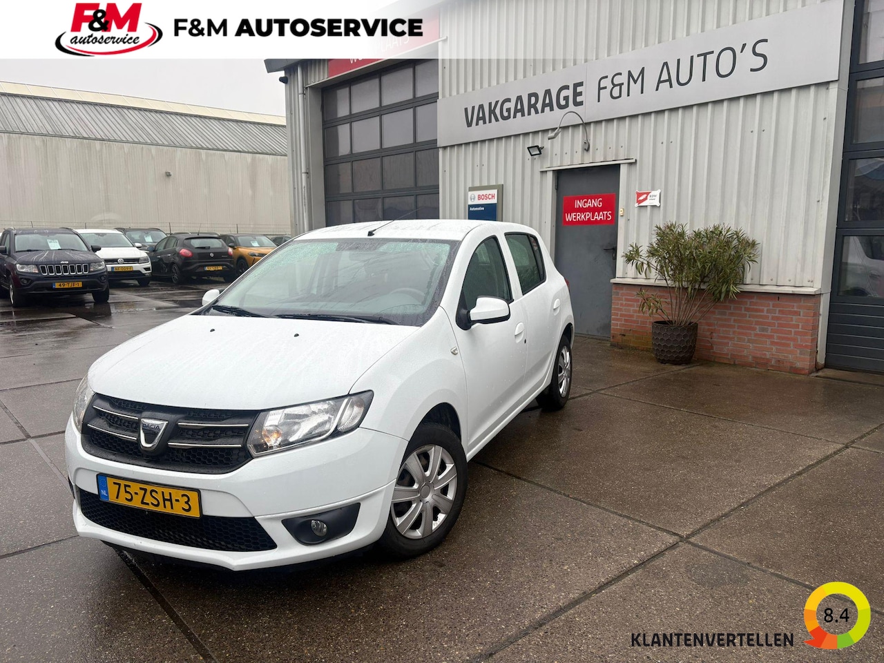 Dacia Sandero - 0.9 TCe Lauréate Airco, trekhaak - AutoWereld.nl