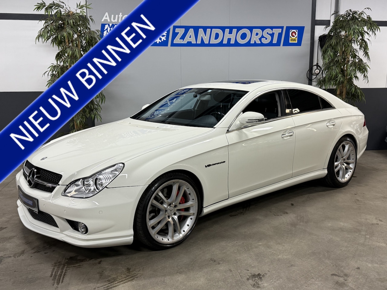 Mercedes-Benz CLS-klasse - // Leer // Schuifdak // Xenon AMG 55 - AutoWereld.nl