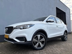 MG ZS - EV Luxury 45 kWh - Panorama Dak - Leder