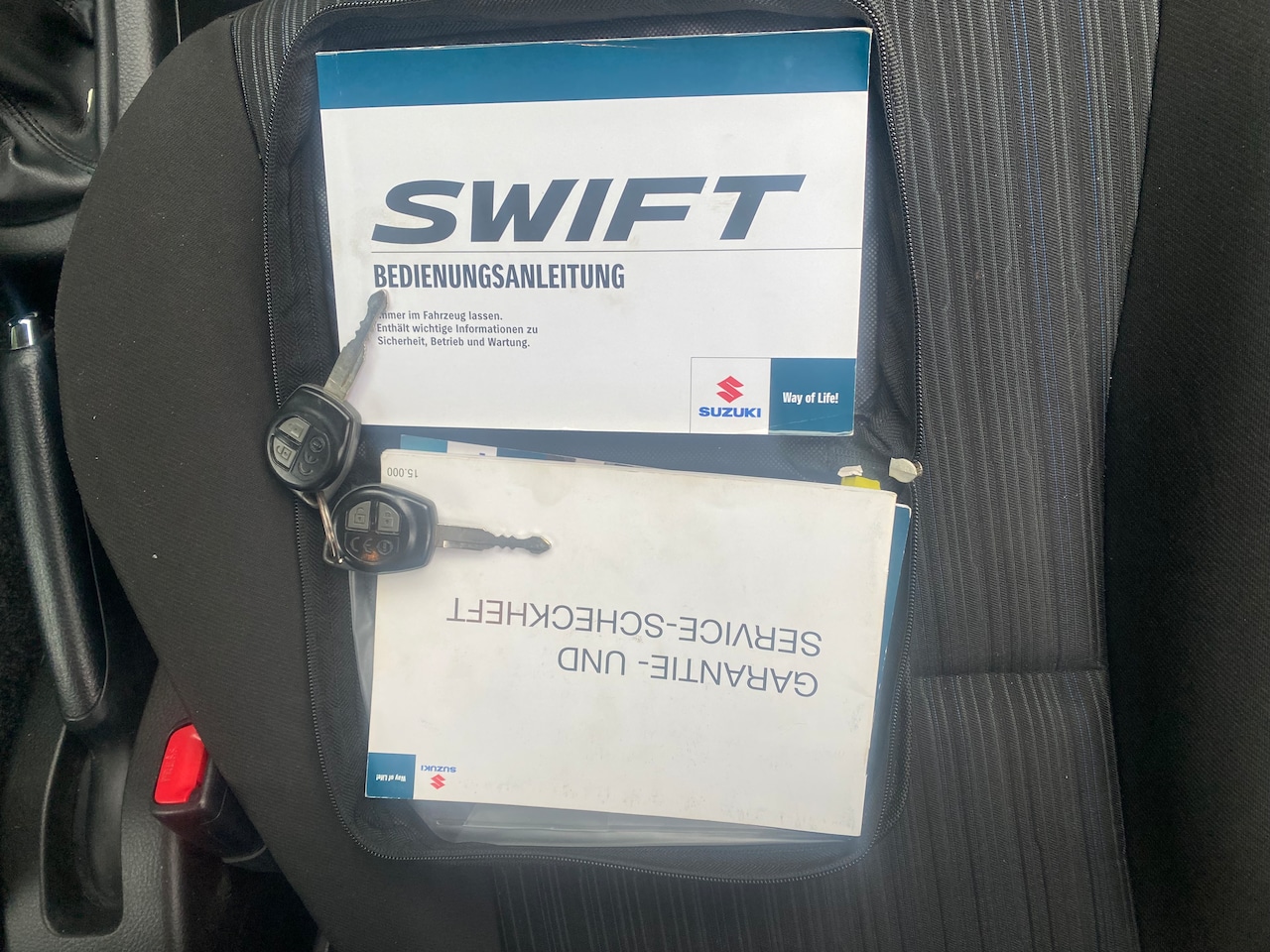 Suzuki Swift - 1.2 Comfort EASSS Zeer mooie auto met heel weinig km's!!!