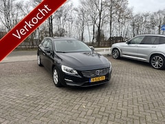Volvo V60 - 1.6 T3 TREKHAAK STOELVERWARMING NAVI CLIMA