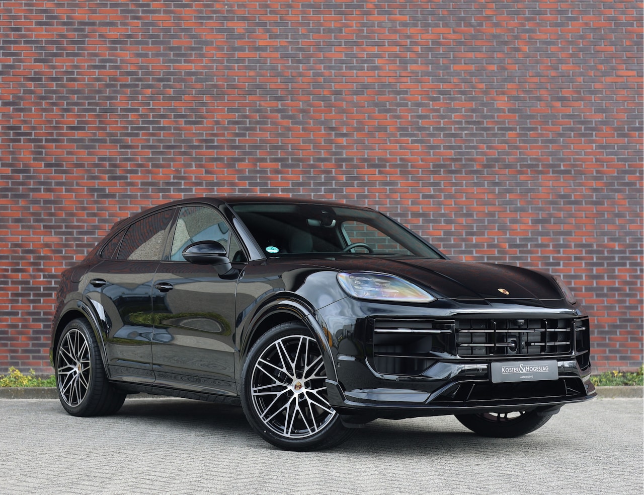 Porsche Cayenne Coupé - E-Hybrid | Techart  - PASM - Vol! - AutoWereld.nl