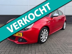 Alfa Romeo Giulietta - 1.4 T 170 pk Limited Edition Automaat - clima - pdc - half leder - isofix - NAP - navi
