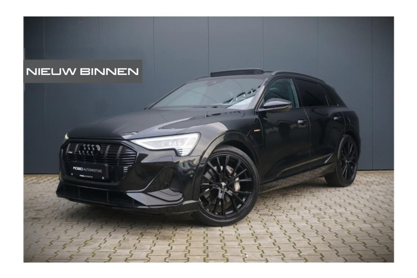 Audi e-tron - e-tron 50 quattro Launch edition Black 71 kWh S-Line | Black Edition | Panoramadak | Memor - AutoWereld.nl