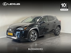 Lexus UX - 250h Preference Line | Trekhaak afneembaar | Blindspot monitor | Apple Carplay |