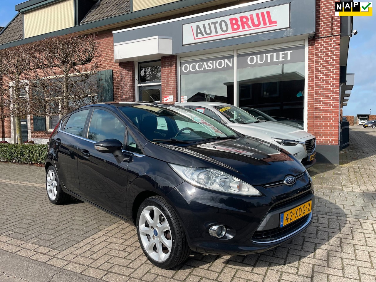 Ford Fiesta - 1.25 Titanium|Lederen bekl.+ Stoelverw.|NL-Auto|Clima|Lm velgen|etc - AutoWereld.nl
