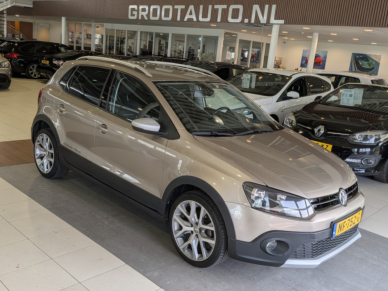 Volkswagen Polo - 1.2 TSI Cross Airco, Cruise Control, Stuurbekrachtiging - AutoWereld.nl