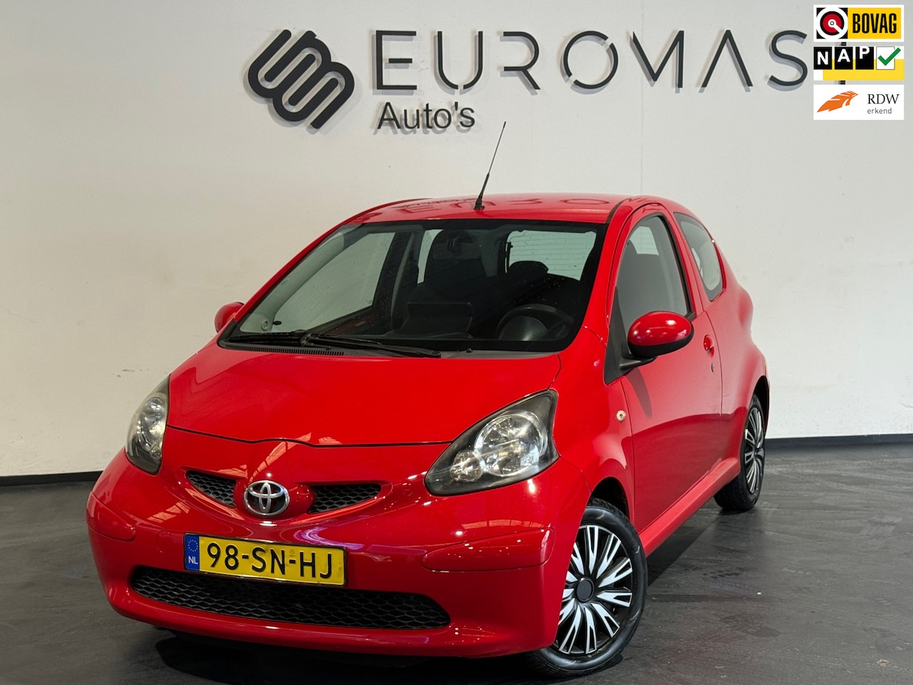 Toyota Aygo - 1.0-12V + Carplay Airco Elektrische Ramen Nieuwe Apk - AutoWereld.nl