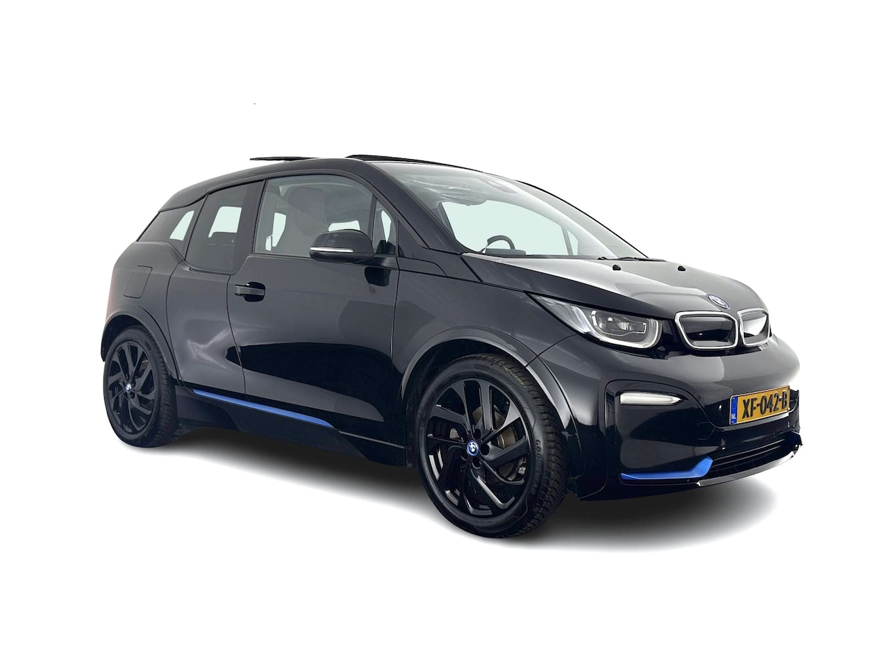 BMW i3 - S 120Ah 42 kWh [ 3-Fase ] *ACCUCEL DEFECT / RANGE 151KM* *HEAT-PUMP | PANO | ADAPTIVE-CRUI - AutoWereld.nl