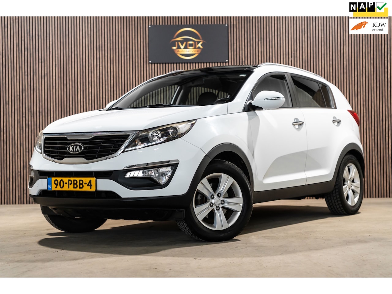 Kia Sportage - 2.0 X-ecutive Plus Pack Pano Camera Trekhaak Leder NAP - AutoWereld.nl