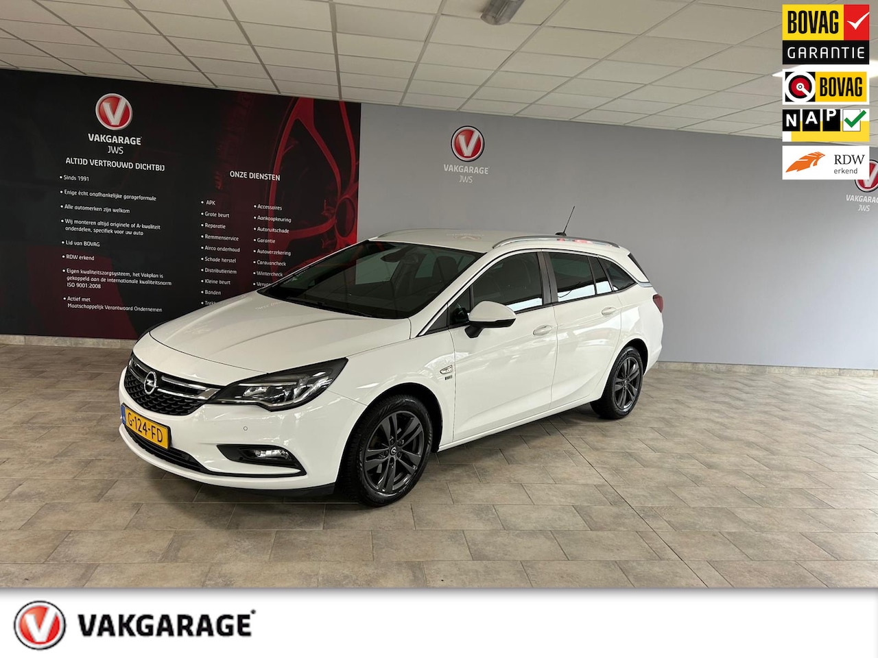 Opel Astra Sports Tourer - 1.0 Turbo 120 Jaar Edition incl. afl. beurt en garantie. - AutoWereld.nl