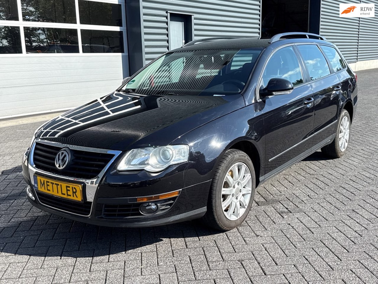 Volkswagen Passat Variant - 1.8 TFSI Trendline 1.8 TFSI Trendline, trekhaak, airco, navigatie, cruise control - AutoWereld.nl