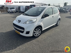 Peugeot 107 - 1.0-12V XR