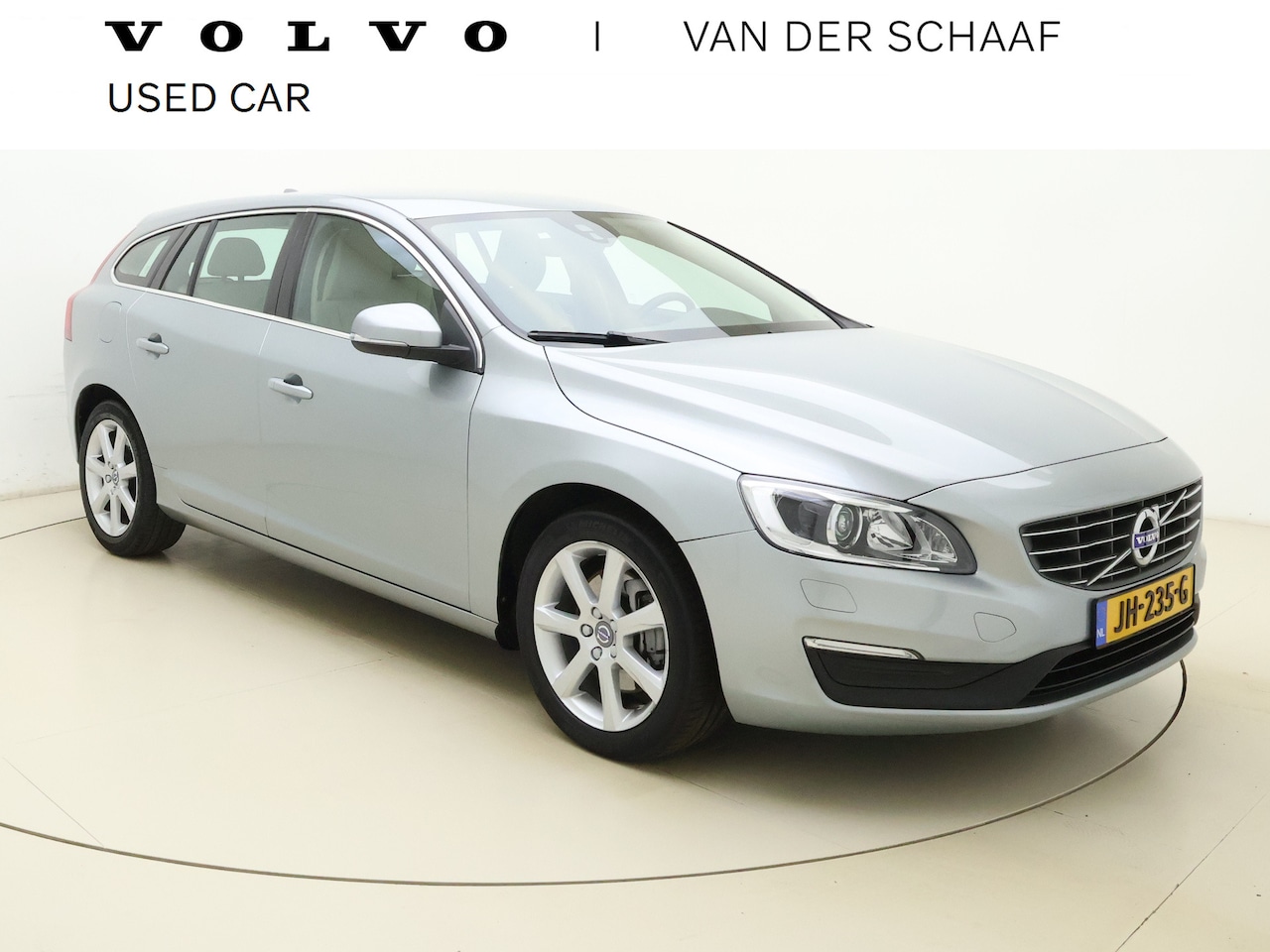 Volvo V60 - T5 245pk Summum / Eerste eigenaar / Dealeronderhouden / Standkachel / Stoelverwarming / On - AutoWereld.nl