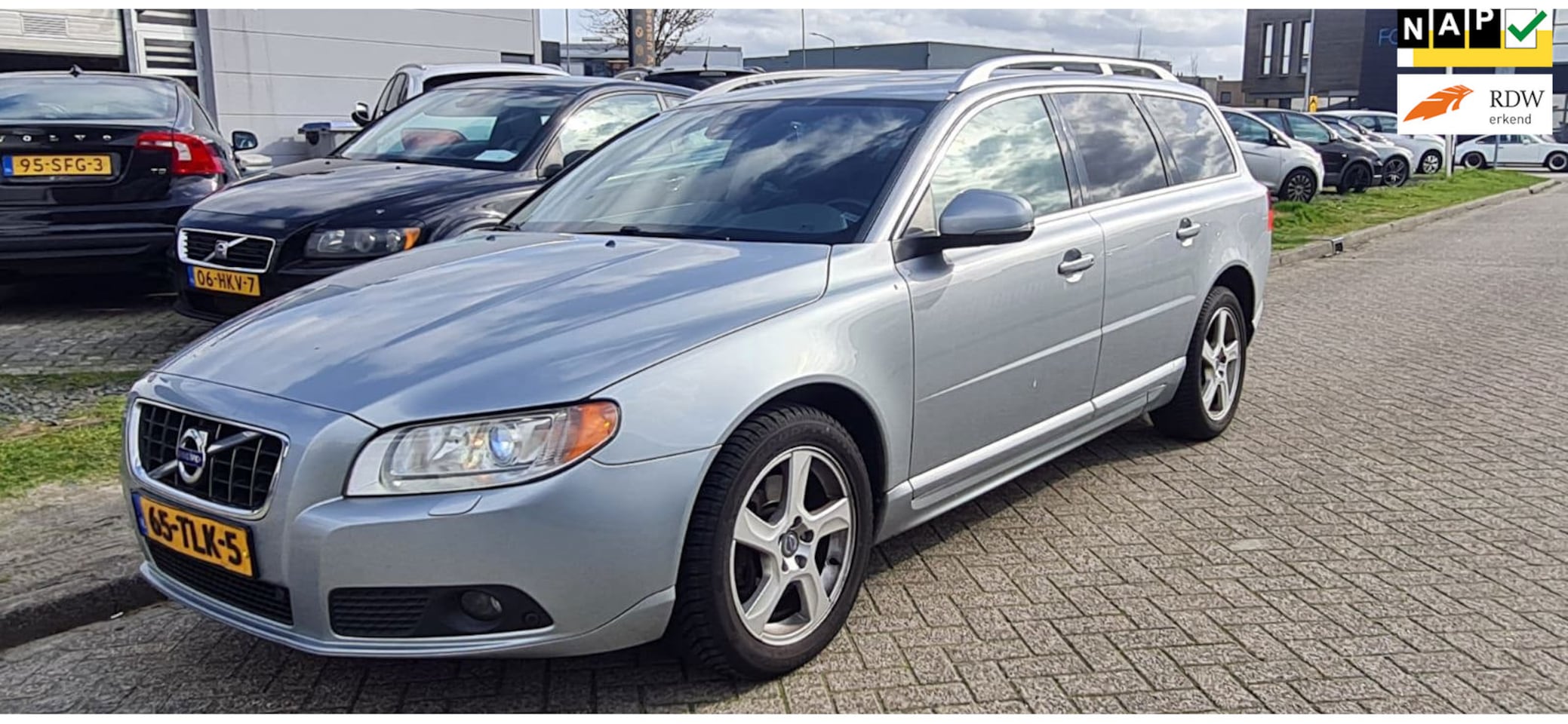 Volvo V70 - 2.0 D3 Limited Edition Garantie Prijs NL €5900 - AutoWereld.nl