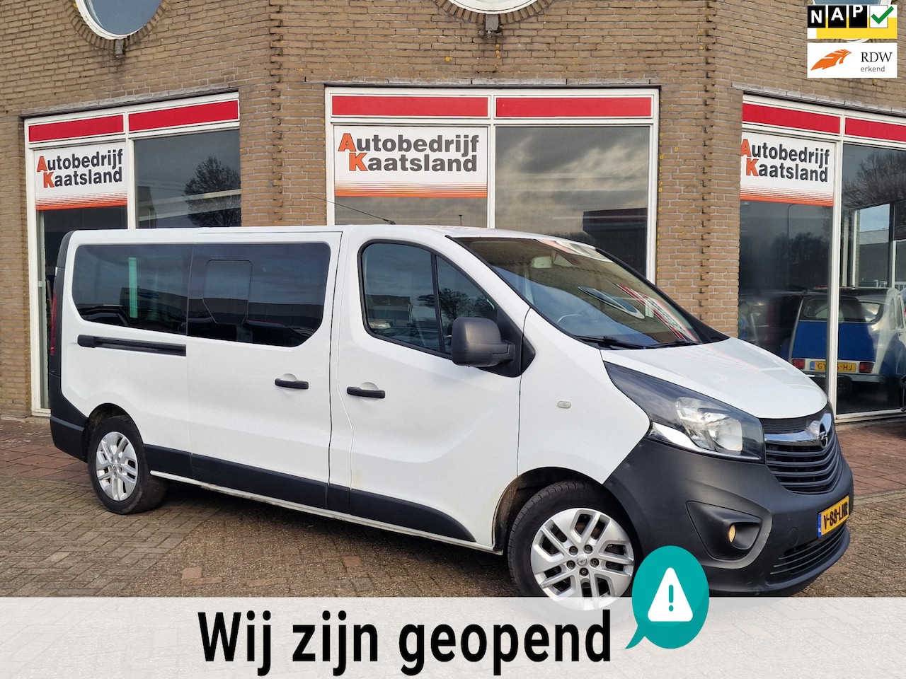 Opel Vivaro - 1.6 CDTI L2H1 DC Sport EcoFlex - BTW - Airco - 6 Bak - 2015 - AutoWereld.nl