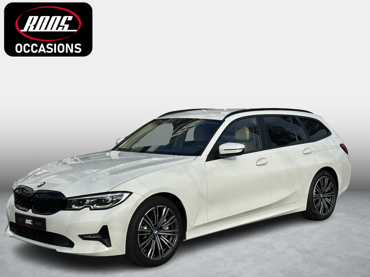 BMW 3-serie Touring - 330i High Executive Edition Apple carplay| Live cockpit | Privacy glass - AutoWereld.nl