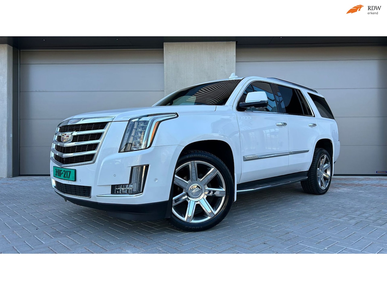 Cadillac Escalade - 6.2 V8 Platinum Aut, 7 Persoons, Led, Navi - AutoWereld.nl