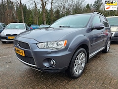 Mitsubishi Outlander - 2.4 Instyle 7-PERSOONS airco
