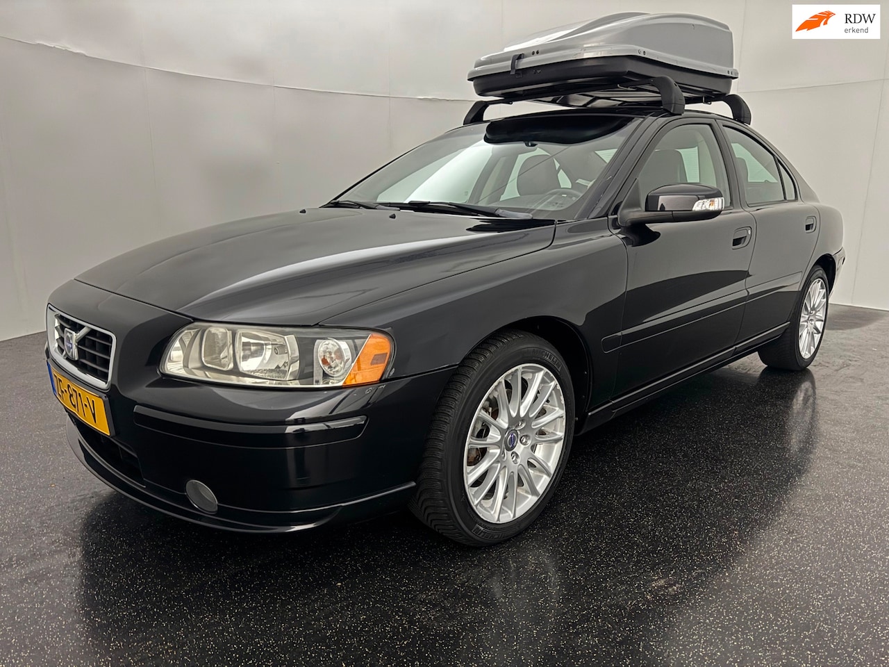 Volvo S60 - 2.4D AUT - AutoWereld.nl