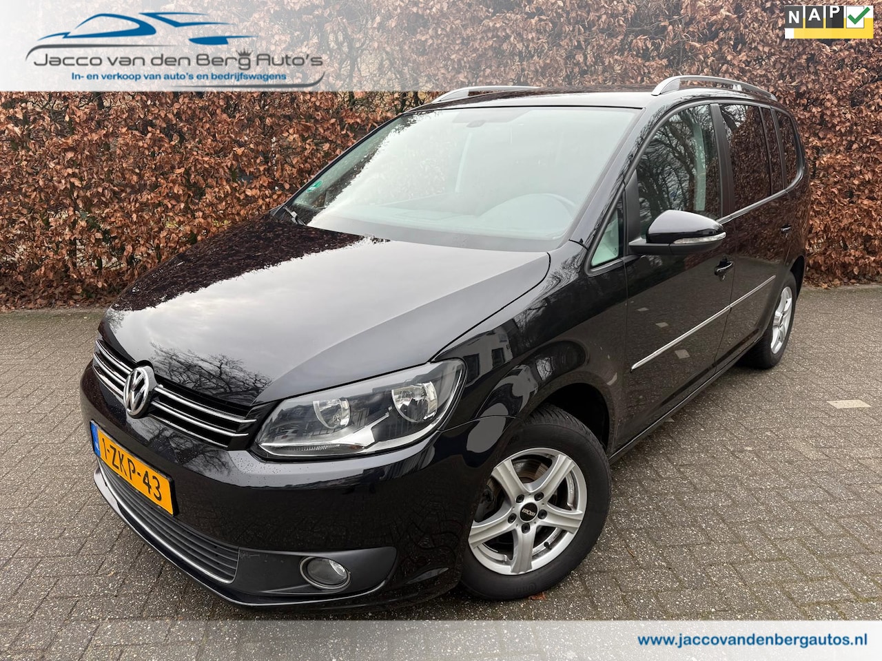 Volkswagen Touran - 1.2 TSI Highline 7 Persoons - AutoWereld.nl