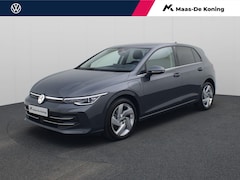 Volkswagen Golf - 1.5eHybrid 150kW/204PK DSG Style · Navigatie · Trekhaak · Apple/Android Car Play · Garanti