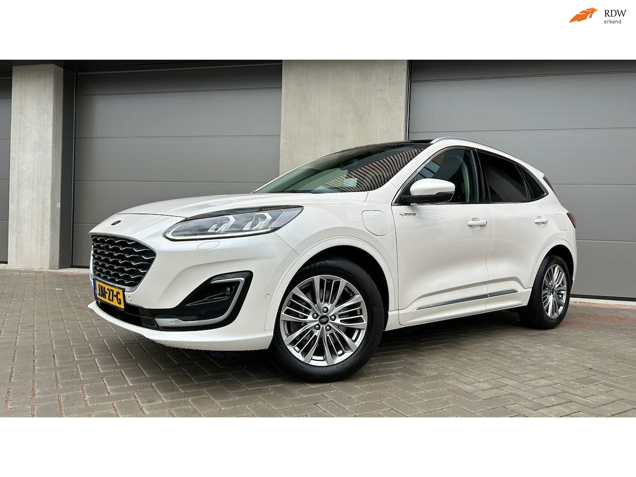 Ford Kuga - 2.5 PHEV Vignale Aut, Headup, Pano, B en O - AutoWereld.nl