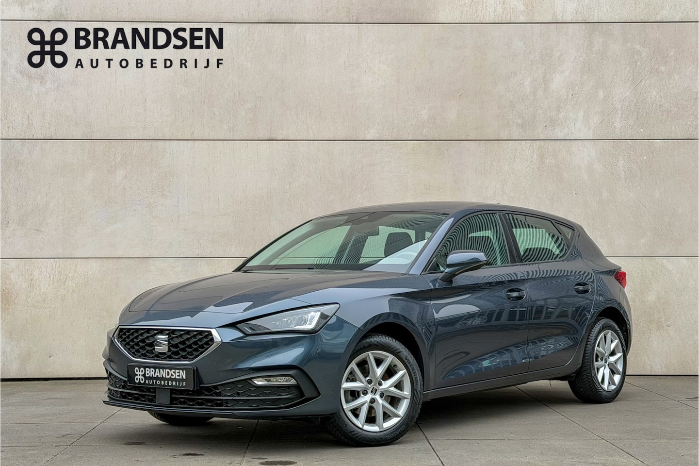 SEAT Leon - 1.5 eTSI Style Business Intense ACC-Stuur/Stoel Verw - AutoWereld.nl