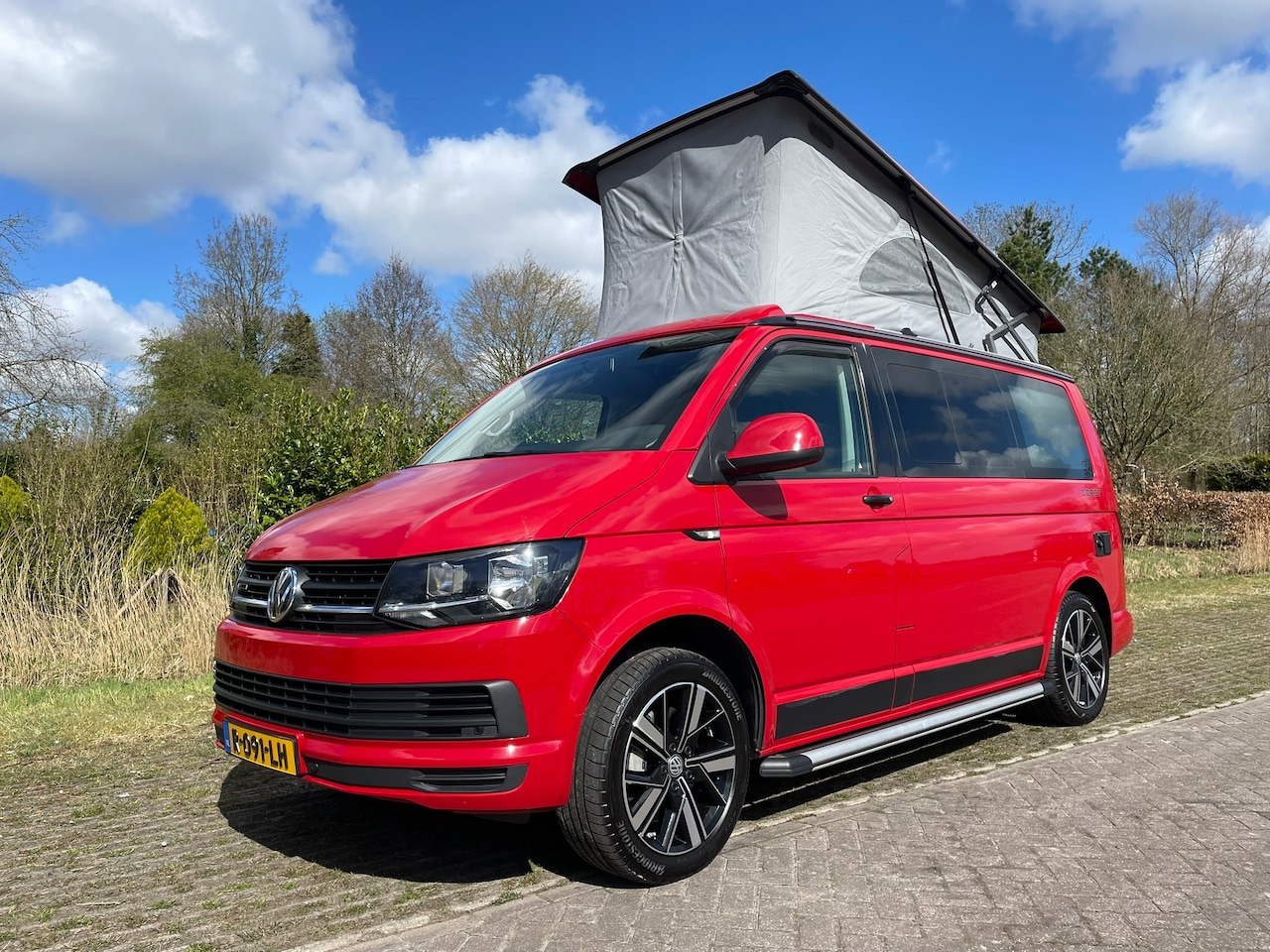 Volkswagen Transporter Multivan - 2.0 TSI L1H1 4Motion Comfortline 2019 Volkswagen T6 California Coast 4Motion - AutoWereld.nl