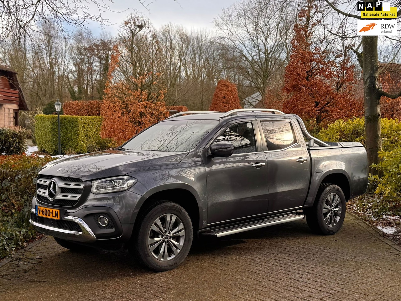 Mercedes-Benz X-klasse - 250 d 4-MATIC Power 250 d 4-MATIC Power, 360 Camera, Orig Ned! - AutoWereld.nl