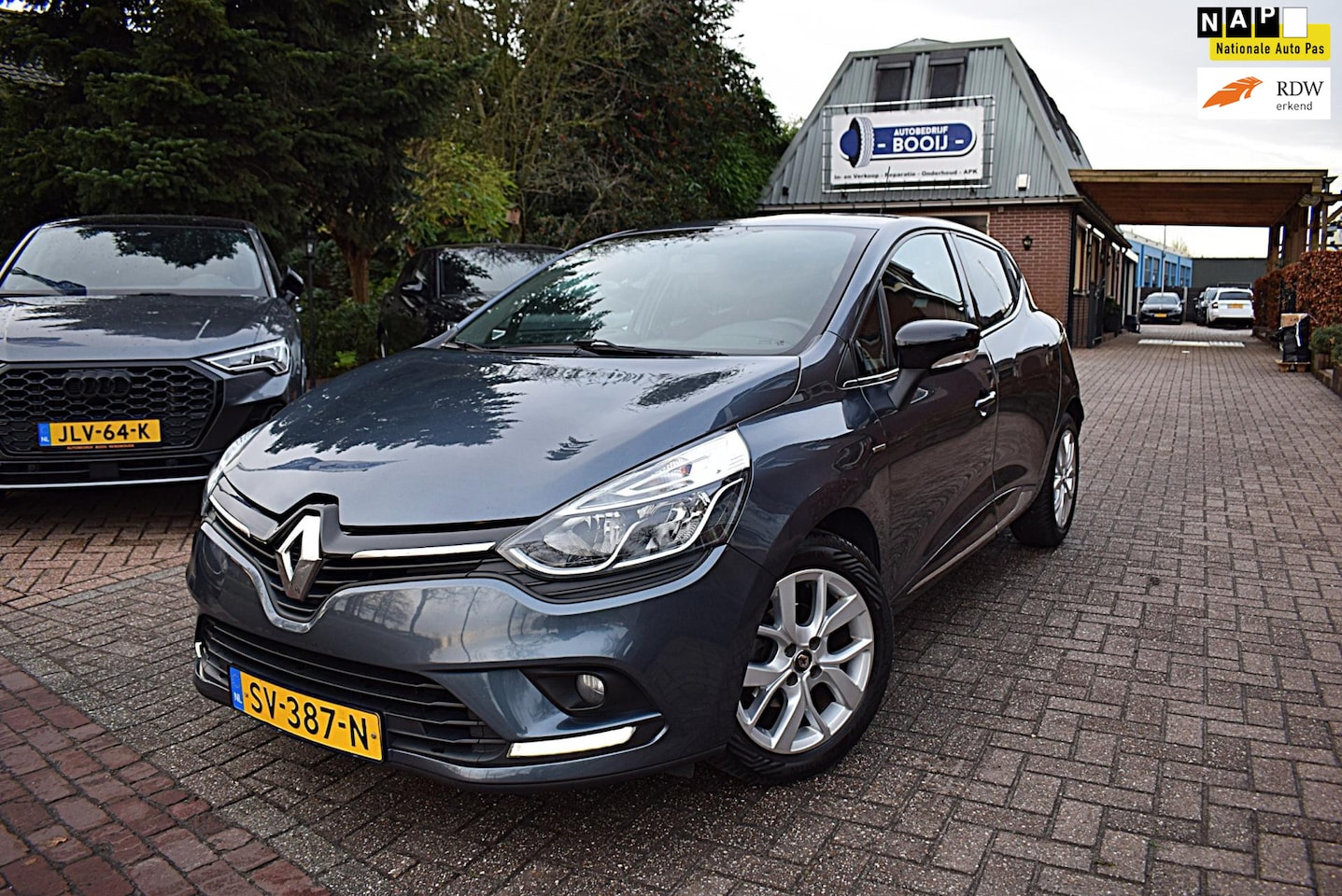 Renault Clio - 0.9 TCe Limited/5 DRS/AIRCO/CRUISE-CONTROL/NAVIGATIE/PARKEERSENSOREN/NL-AUTO/BJ 2018 - AutoWereld.nl