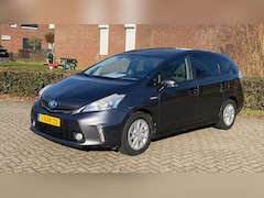 Toyota Prius Wagon - 1.8 Aspiration Limited (7place)
