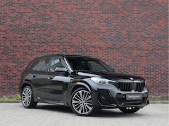 BMW X1 - 30e xDrive | Pano - Trekhaak - Camera