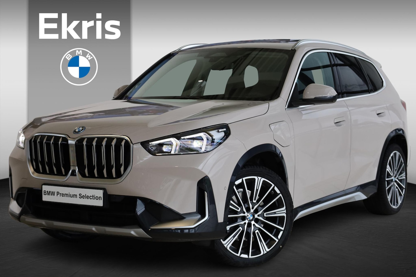 BMW X1 - xDrive25e xLine | Panoramadak | Head-Up Display | Harman Kardon | Trekhaak - AutoWereld.nl