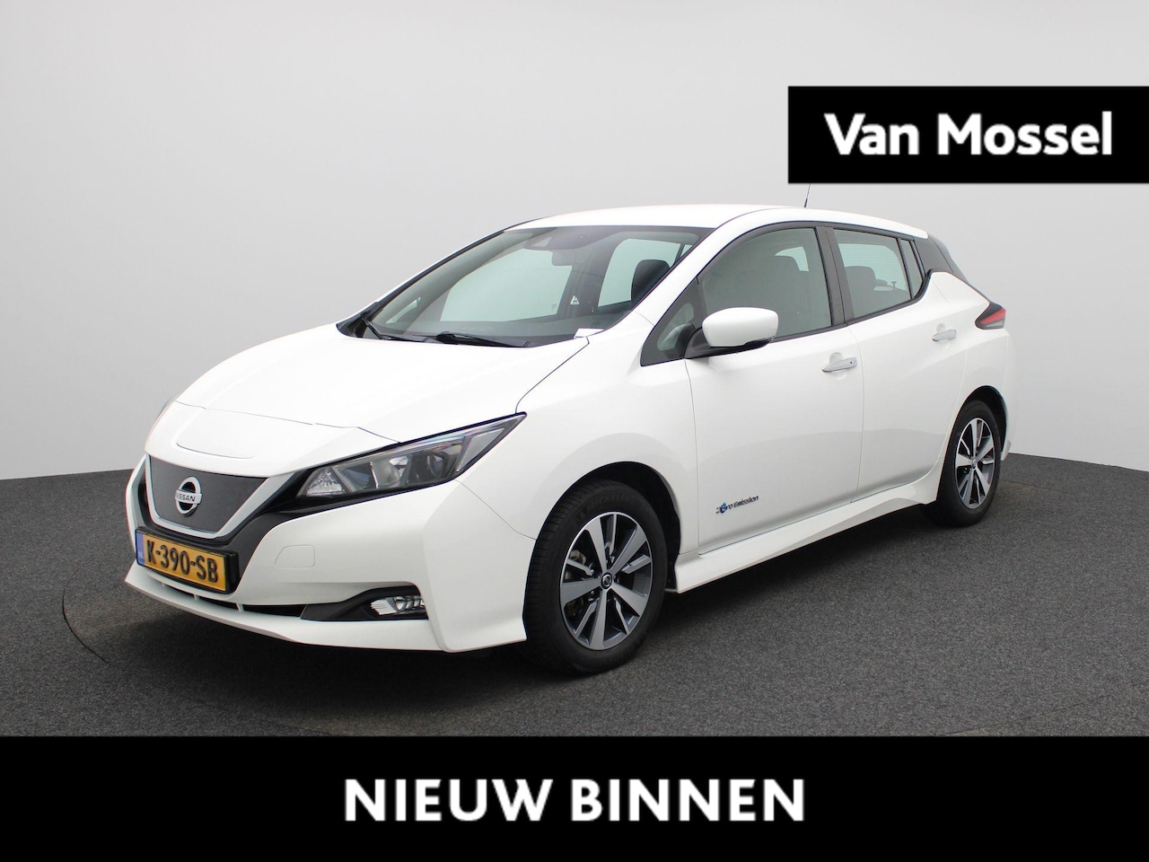 Nissan LEAF - Acenta 40 kWh | Climate Control / ECC | Licht metalen velgen 16 inch | Cruise control Adap - AutoWereld.nl