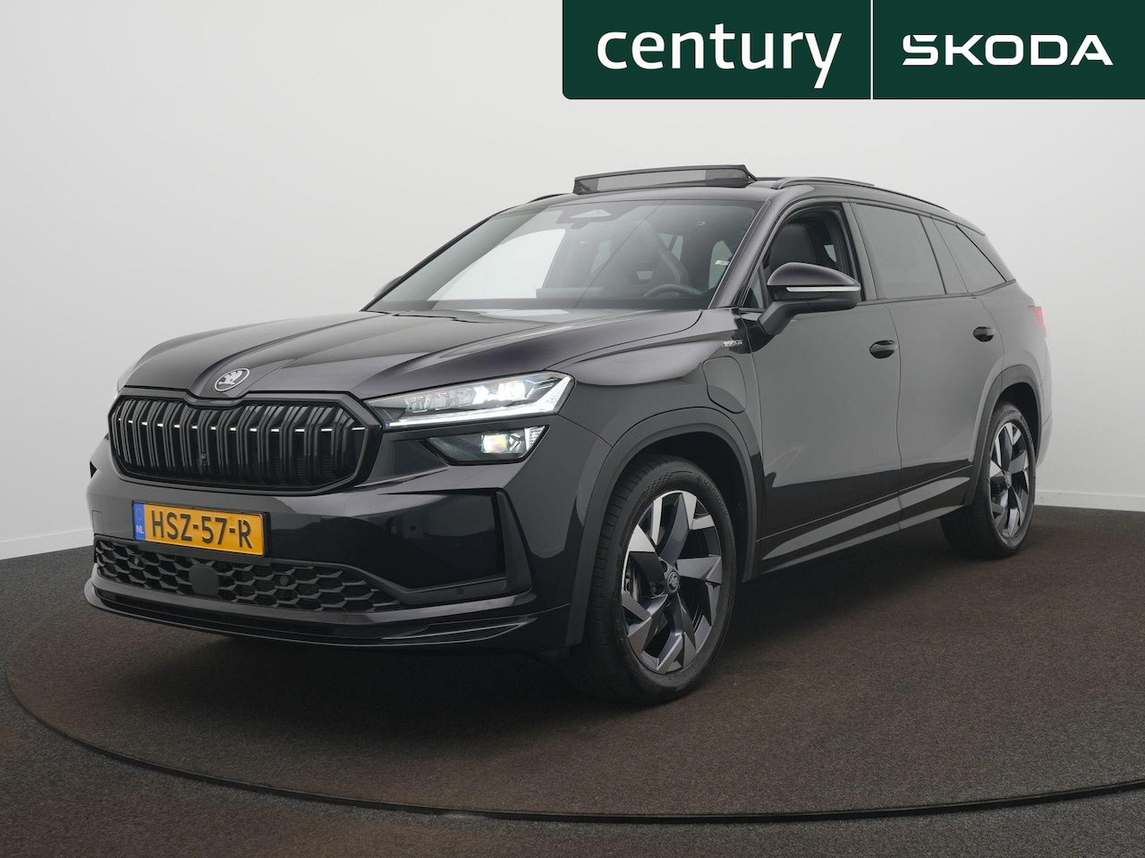 Skoda Kodiaq - 1.5 TSI PHEV Sportline Business Panoramadak - Trekhaak - Navigatie - Camera - AutoWereld.nl