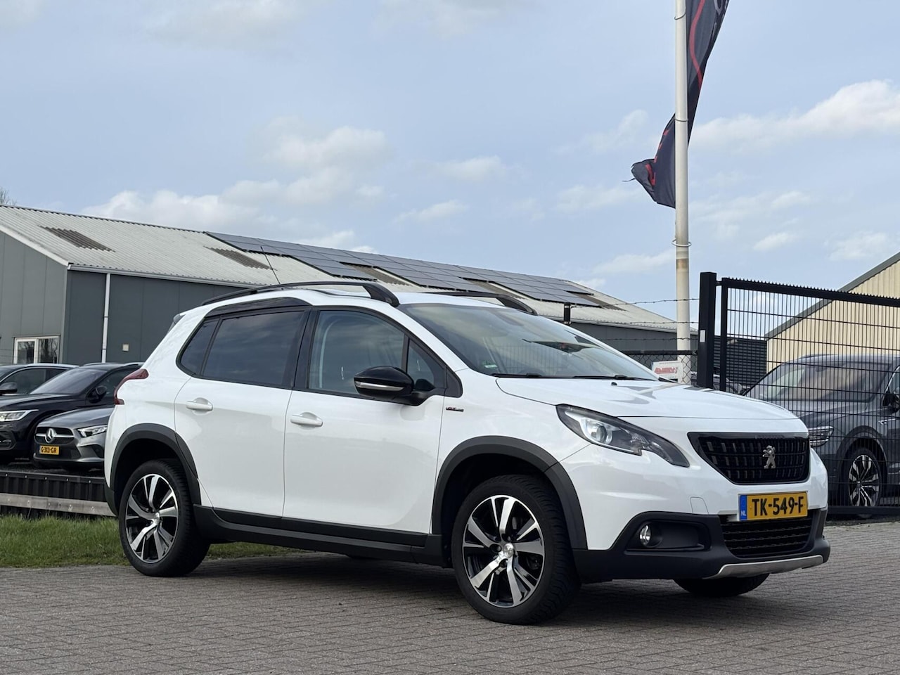 Peugeot 2008 - 1.2 PureTech GT-Line cruise camera pdc bluetooth - AutoWereld.nl