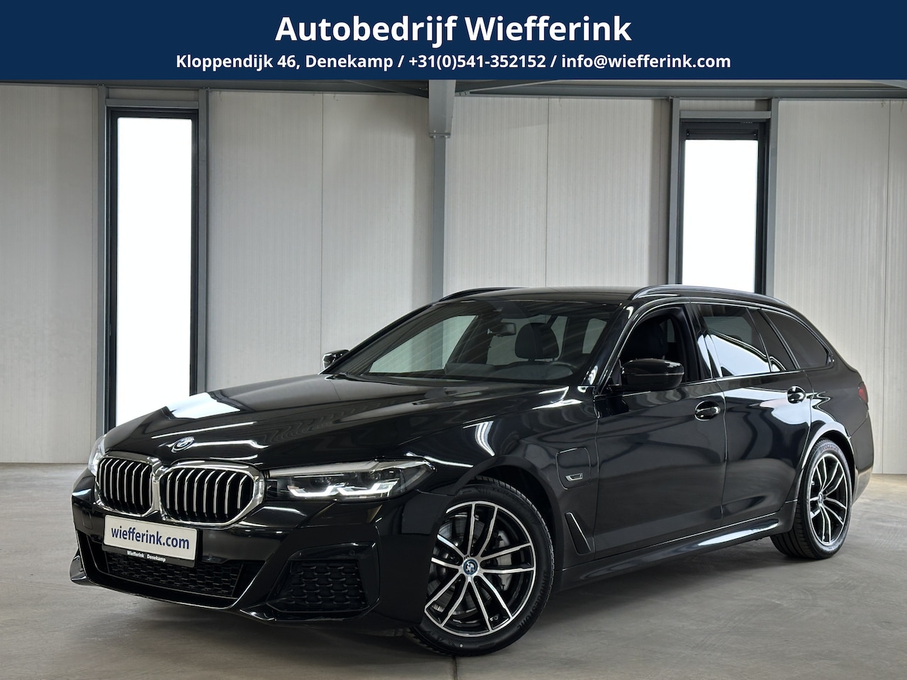 BMW 5-serie Touring - 530e M Sport Edition | Elek. Trekhaak | H&K Sound | ACC | Park-Assist | - AutoWereld.nl