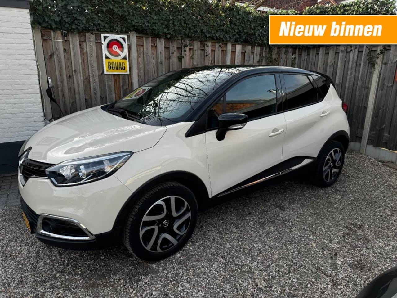Renault Captur - 0.9 TCE INTENS hoge zit ,zuinig - AutoWereld.nl