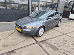 Volvo S40 - 2.0 D