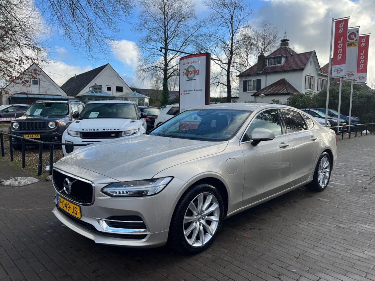 Volvo S90 - 2.0 T8 AWD PLUG IN-HYBRID 408PK / LEDER / ADAP. CRUISE / NAVI / TREKHAAK - AutoWereld.nl