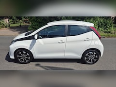 Toyota Aygo - 1.0 VVT- X-clusiv*Airco*lichtmetaal*automaat