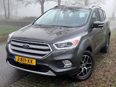 Ford Kuga - 1.5 TDCI TREND / TREKHAAK / LMV / STOELVERWARMING / 2017