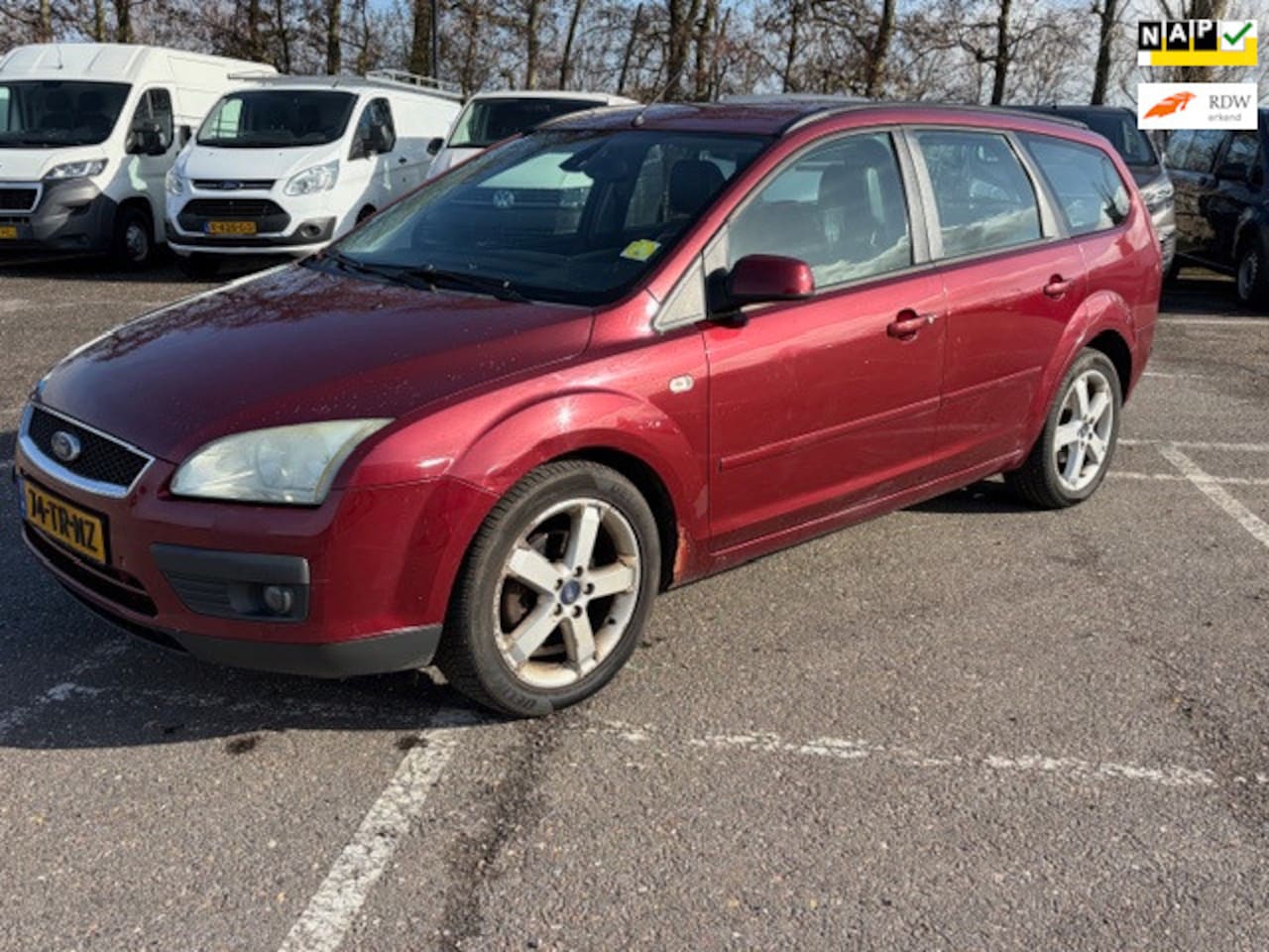 Ford Focus Wagon - 1.6-16V Titanium Wagon half leer - AutoWereld.nl