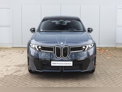 BMW iX3 - 50 xDrive M Sport / Panoramadak / Trekhaak / M Sportstoelen / Parking Assistant Profession