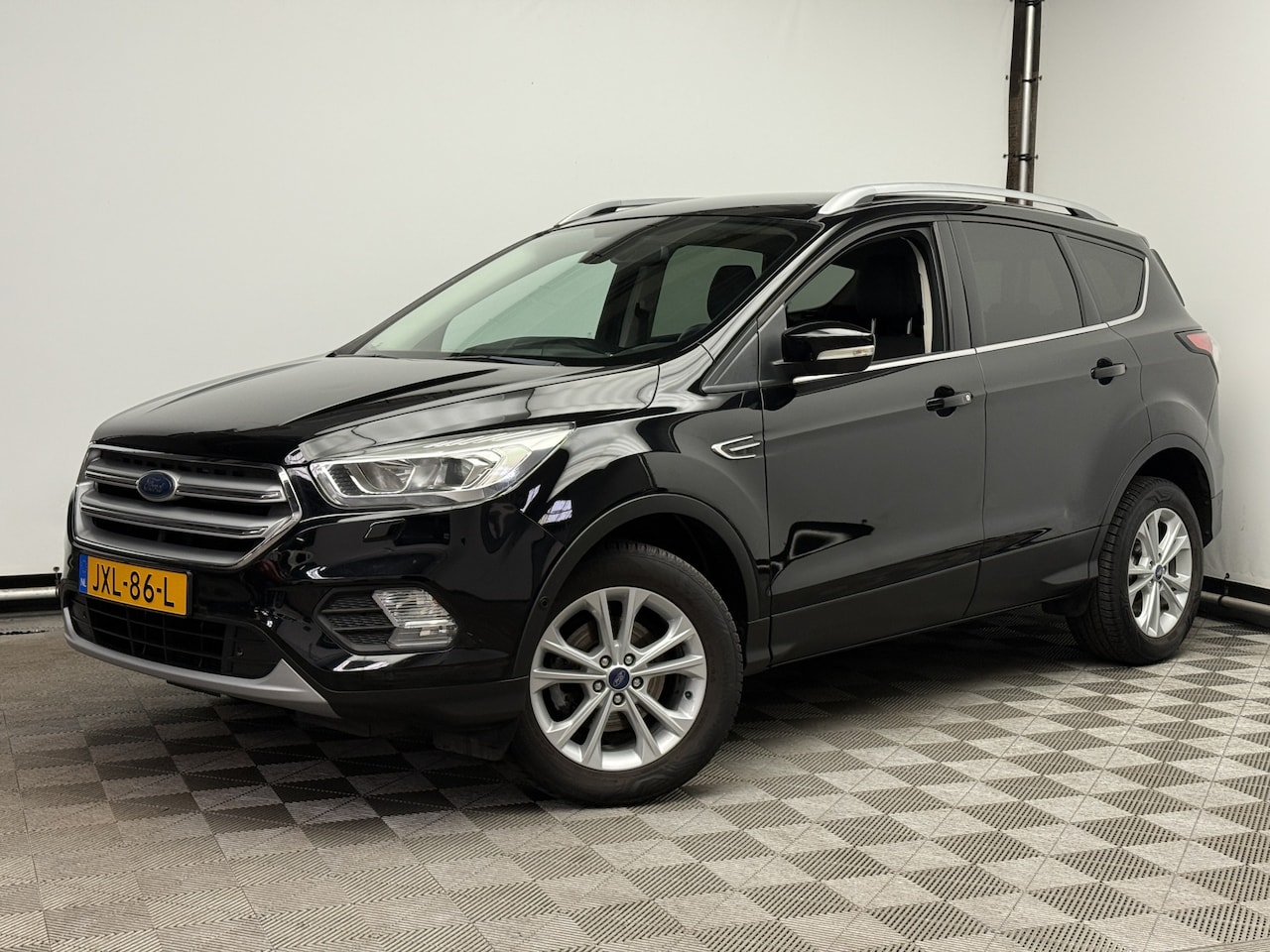 Ford Kuga - 1.5 EcoBoost Titanium Navi PDC LM17" - AutoWereld.nl