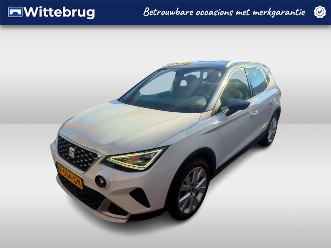 SEAT Arona - 1.0 TSI Xperience / Led / Navigatie / Climate control / Achteruitrij camera / Trekhaak / 1 - AutoWereld.nl