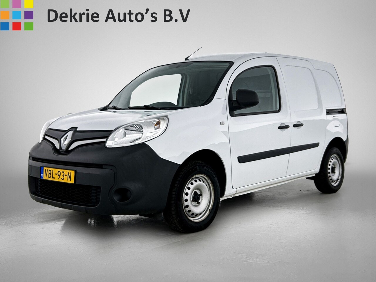 Renault Kangoo - 1.5 DCi Euro6 75PK Comfort / 2x Schuifdeur / Trekhaak / Airco / Navigatie / Radio multimed - AutoWereld.nl