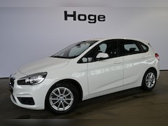 BMW 2-serie Active Tourer - 218i Airco Trekhaak LED Lichtmetaal Rijklaarprijs Inruil Mogelijk